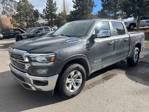 Used 2022 RAM 1500 Laramie AWD/4WD image 3