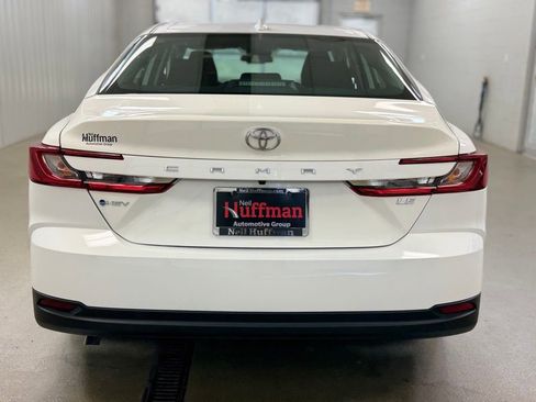 Used 2025 Toyota Camry LE FWD image 6