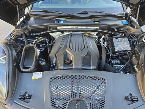 Used 2022 Porsche Macan image 22