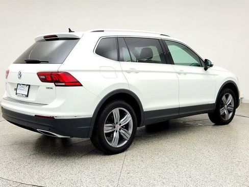 Used 2020 Volkswagen Tiguan SEL AWD/4WD image 5