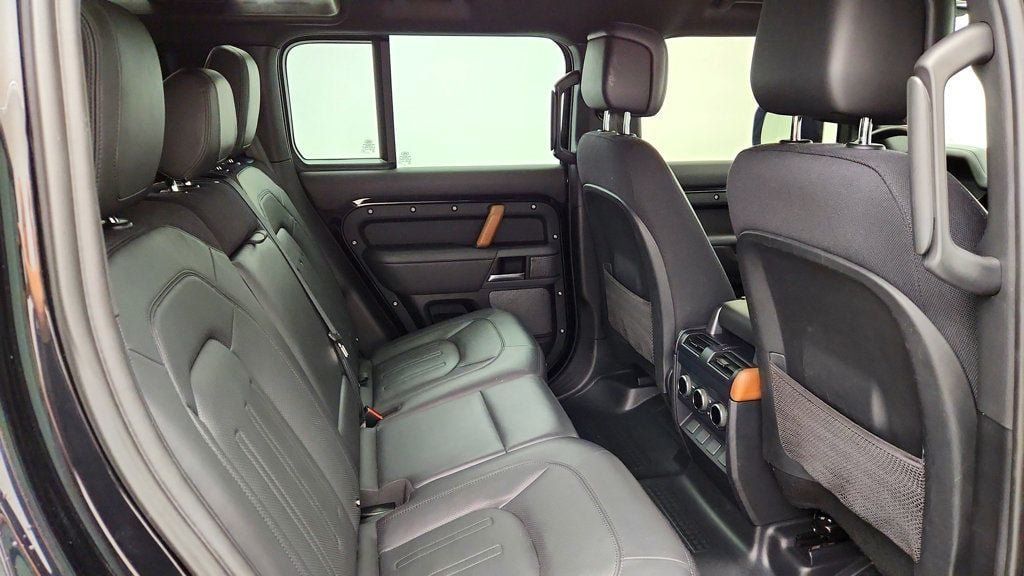 Used 2023 Land Rover Defender 110 X AWD/4WD image 24