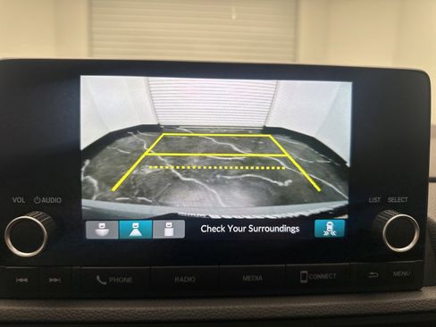 Used 2025 Honda CR-V Sport image 22