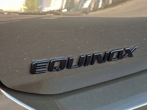 Certified 2023 Chevrolet Equinox RS FWD image 30