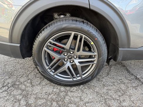 New 2026 Ford Explorer ST image 33