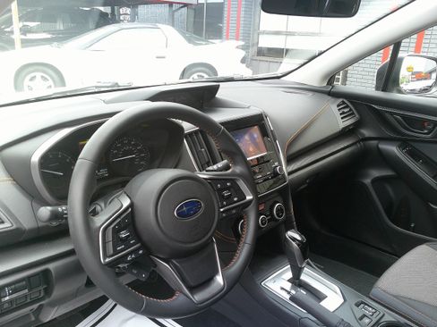 Used 2021 Subaru Crosstrek 2.0i Premium AWD/4WD image 19