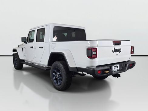 New 2026 Jeep Gladiator Sport AWD/4WD image 5