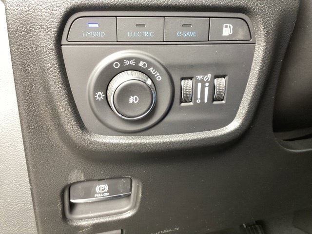 New 2024 Jeep Grand Cherokee Limited 4xe w/ Luxury Tech Group II AWD/4WD image 6