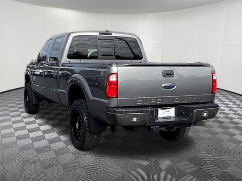 Used 2011 Ford F250 Lariat w/ Lariat Interior Pkg AWD/4WD image 4