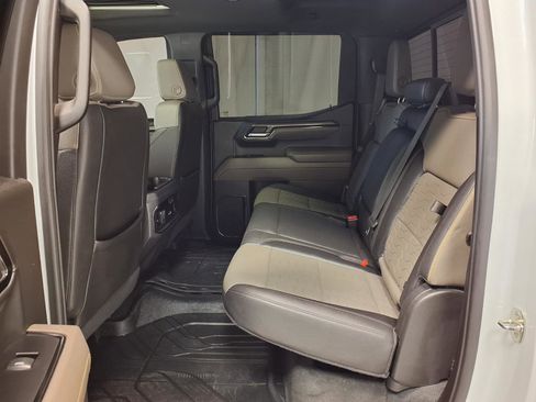 Used 2022 Chevrolet Silverado 1500 ZR2 image 25