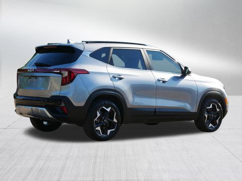 Certified 2024 Kia Seltos EX AWD/4WD image 7