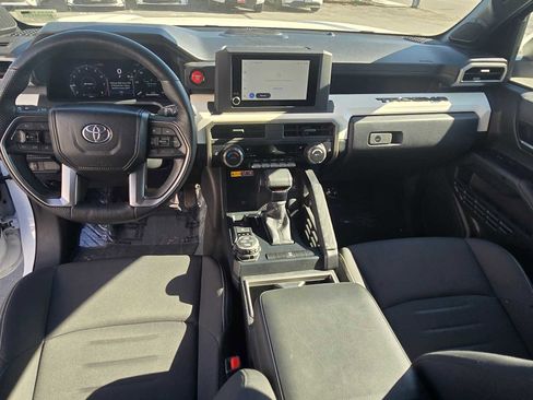 Used 2024 Toyota Tacoma TRD Off-Road image 20