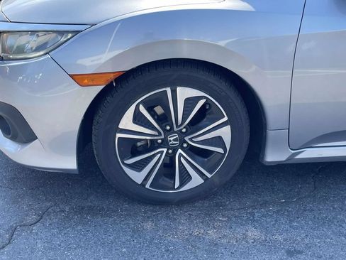 Used 2018 Honda Civic EX-T image 10