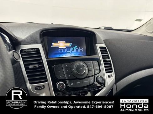 Used 2016 Chevrolet Cruze LT image 7