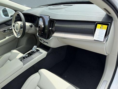 New 2026 Volvo XC90 B6 Ultra w/ Protection Package AWD/4WD image 31