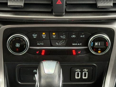 Used 2021 Ford EcoSport SE image 21