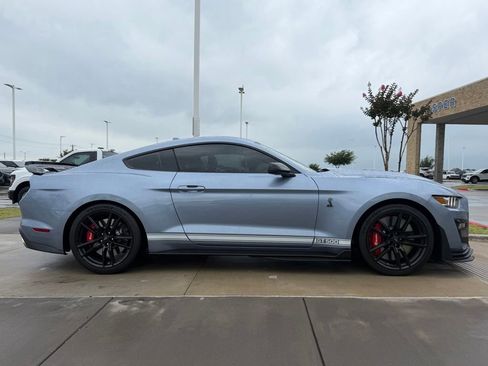 Used 2022 Ford Mustang Shelby GT500 w/ Technology Package RWD image 22
