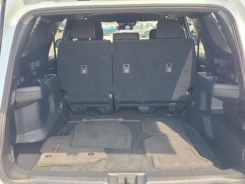 Used 2025 Toyota 4Runner TRD Off-Road AWD/4WD image 12