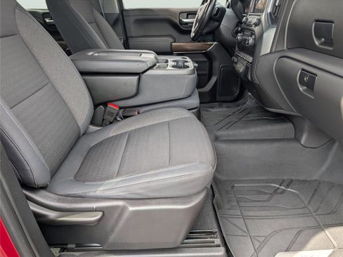 Used 2019 Chevrolet Silverado 1500 LT Trail Boss w/ Bed Protection Package image 39