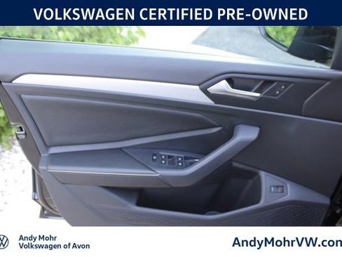 Used 2026 Volkswagen Jetta Sport FWD image 17