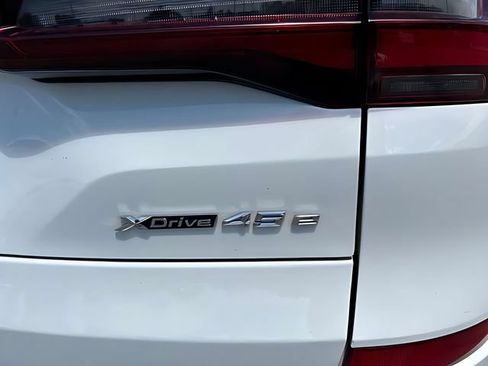 Used 2022 BMW X5 xDrive45e w/ M Sport Package AWD/4WD image 14