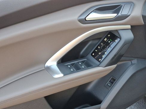 Certified 2026 Audi Q5 Prestige AWD/4WD image 12