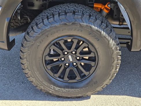 Used 2024 Ford F150 Raptor AWD/4WD image 10