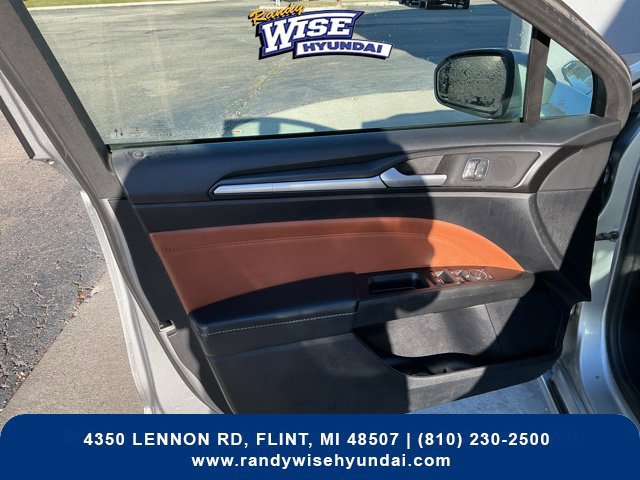 Used 2020 Ford Fusion Titanium FWD image 17