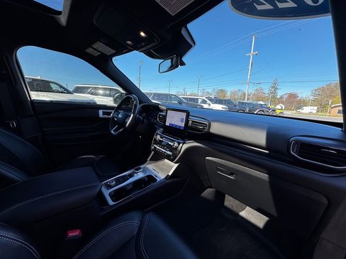 Used 2022 Ford Explorer ST w/ ST Street Pack AWD/4WD image 27