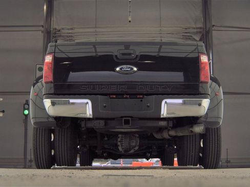 Used 2016 Ford F350 Lariat AWD/4WD image 7