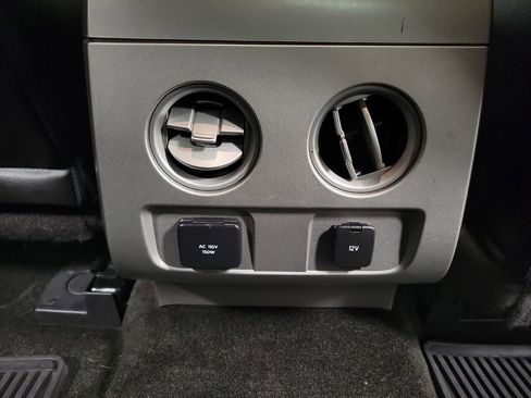 Used 2014 Ford F150 FX4 w/ Equipment Group 402A Luxury AWD/4WD image 27