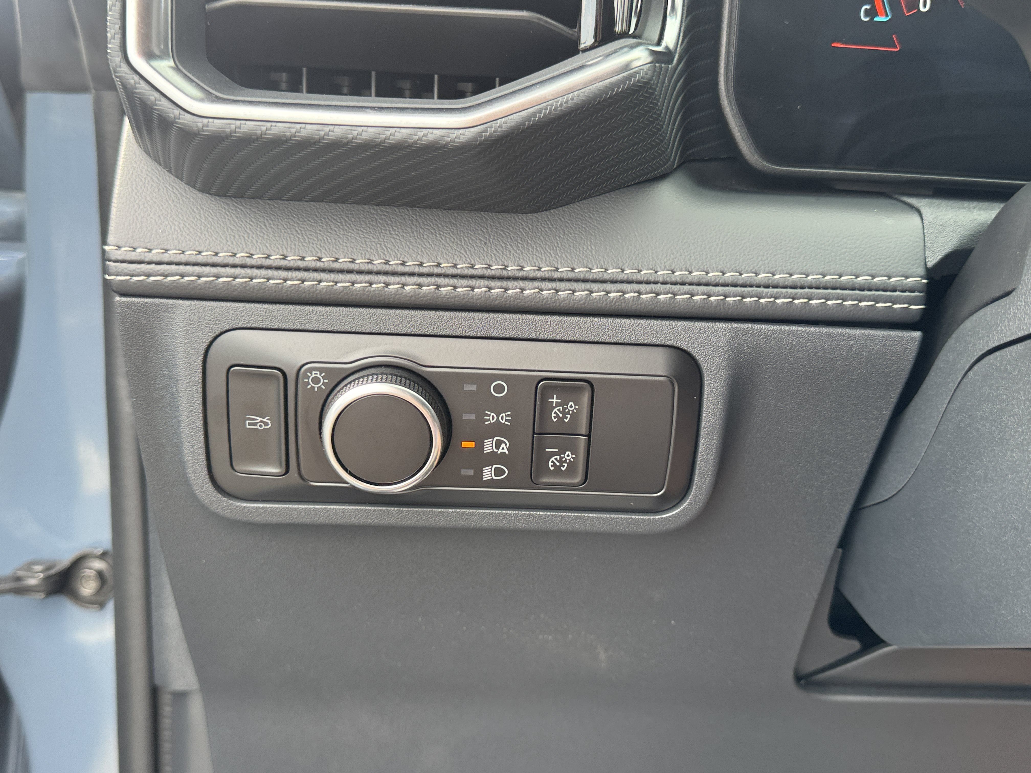 Used 2025 Ford Mustang GT Premium RWD image 16