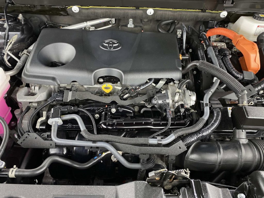 Used 2024 Toyota RAV4 XLE AWD/4WD image 29