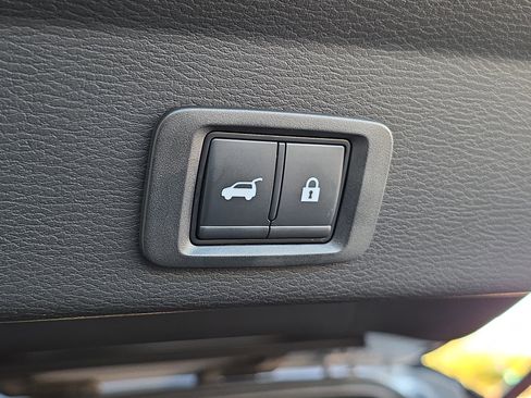 New 2026 Mitsubishi Outlander SEL image 7