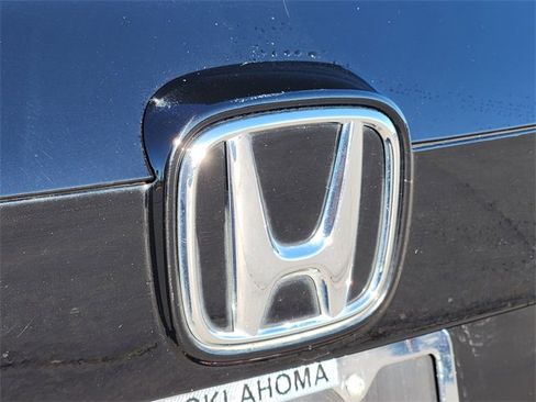 Used 2022 Honda Accord Sport image 11