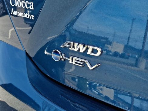 Used 2025 Toyota Camry LE w/ Convenience Package image 30