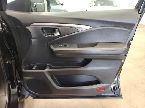 Used 2023 Honda Ridgeline RTL image 33