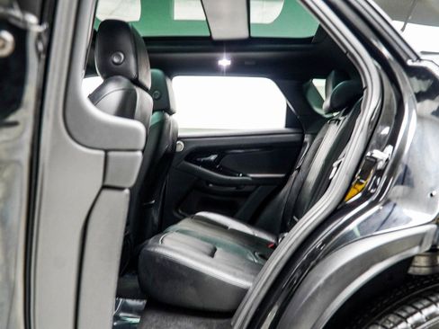 Used 2024 Land Rover Range Rover Evoque Dynamic SE AWD/4WD image 38