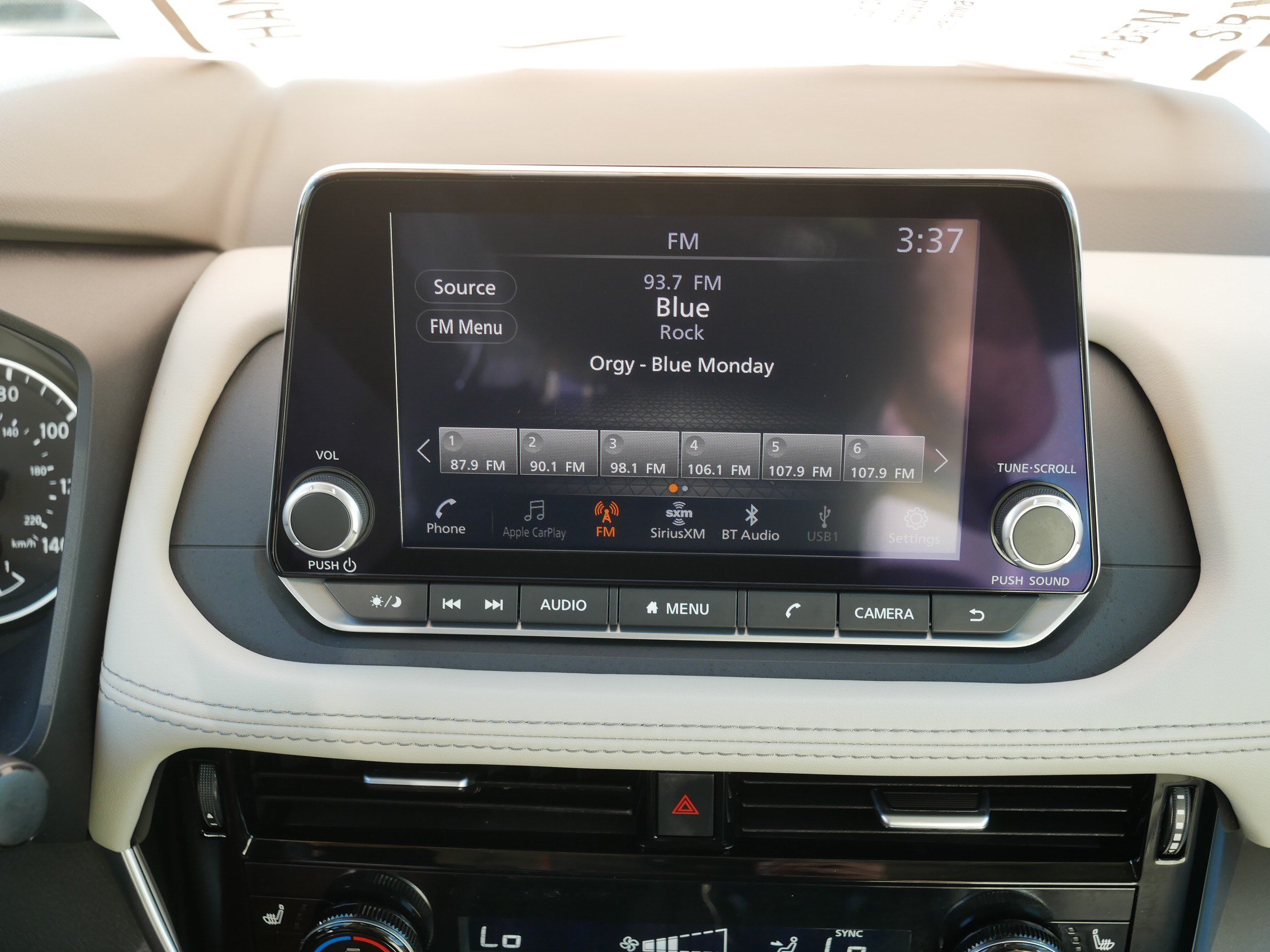 Certified 2023 Nissan Rogue SV w/ SV Premium Package AWD/4WD image 22