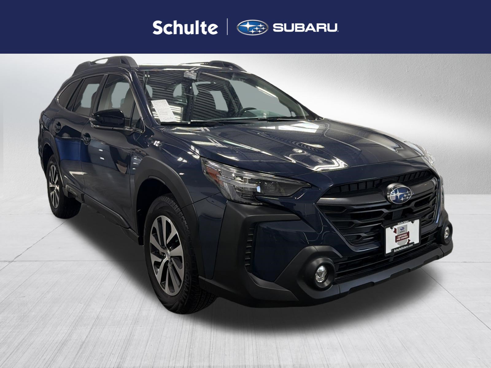 Certified 2025 Subaru Outback Premium AWD/4WD image 1