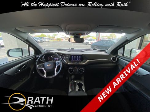 Used 2022 Chevrolet Blazer LT AWD/4WD image 17