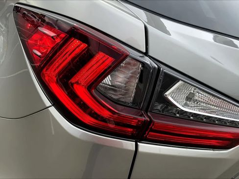 Used 2019 Lexus RX 450h AWD w/ Navigation Package image 29