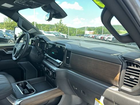 New 2026 Chevrolet Silverado 3500 High Country w/ Technology Package AWD/4WD image 17