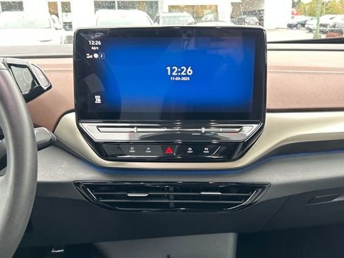 Used 2023 Volkswagen ID.4 Pro image 23