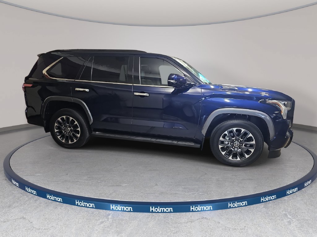 Used 2023 Toyota Sequoia Limited AWD/4WD image 5