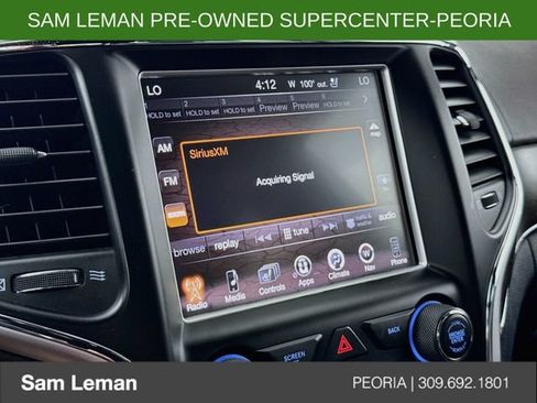 Used 2015 Jeep Grand Cherokee Overland AWD/4WD image 15