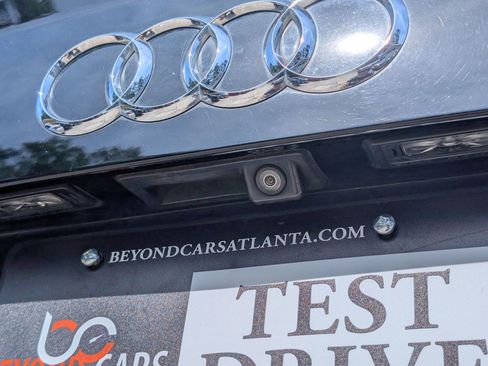 Used 2018 Audi Q7 3.0T Premium Plus w/ Premium Plus Package image 43