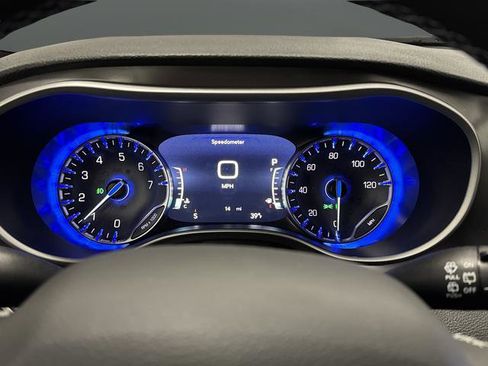 New 2026 Chrysler Pacifica Select w/ S Appearance Package image 16