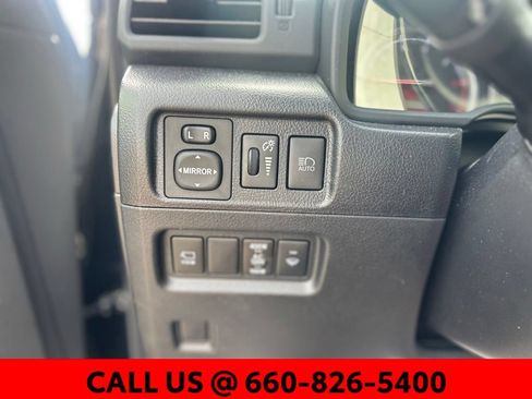 Used 2023 Toyota 4Runner Limited AWD/4WD image 15