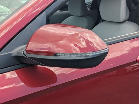 New 2025 Hyundai Kona SEL image 12