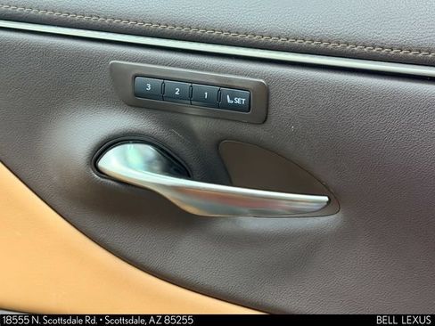 Used 2021 Lexus ES 300h w/ Premium Package FWD image 17